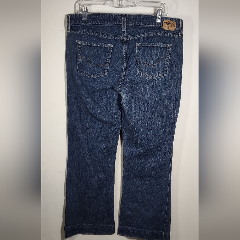 Levi's Signature Low Rise Boot-cut Jeans - Picture 2 of 4